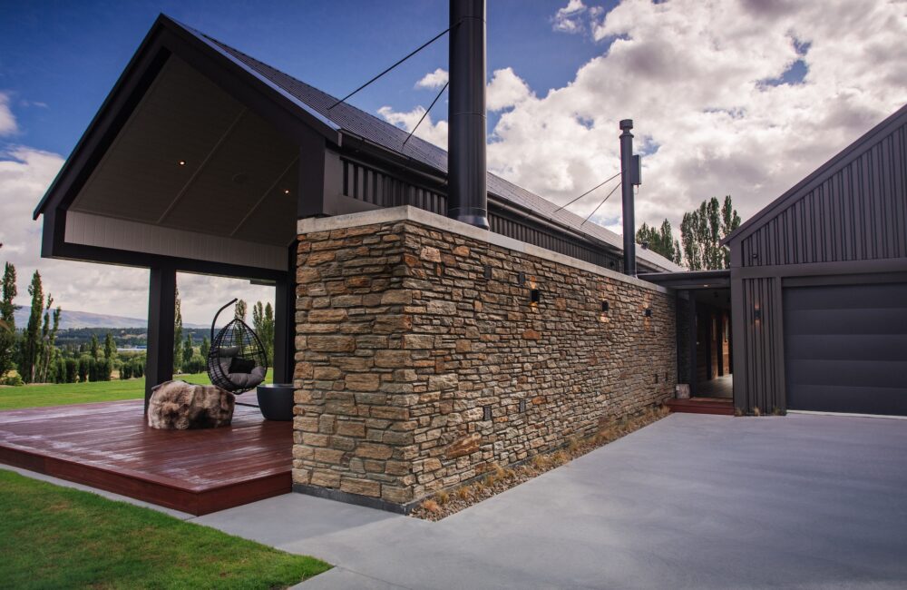dndlodge-private_retreat-central_otago-earnscleugh_ridge-image-lodge-exterior-5 dndlodge-private_retreat-central_otago-earnscleugh_ridge-image-lodge-exterior-5